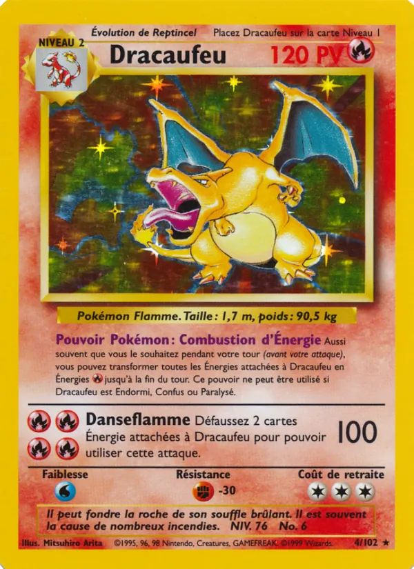 Carte Dracaufeu de l'extension Set de Base, numéro 4/102