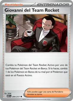 Carta Giovanni del Team Rocket de la expansión Héroes Ascendentes, número 204/217