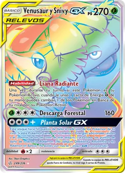 Carta Venusaur y Snivy GX de la expansión Eclipse Cósmico, número 249/236